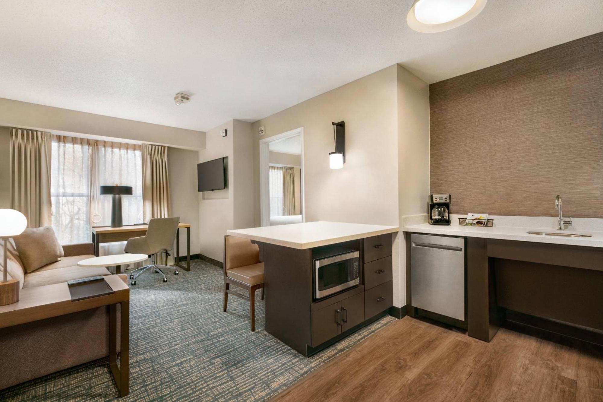 Residence Inn By Marriott West Springfield Exterior photo