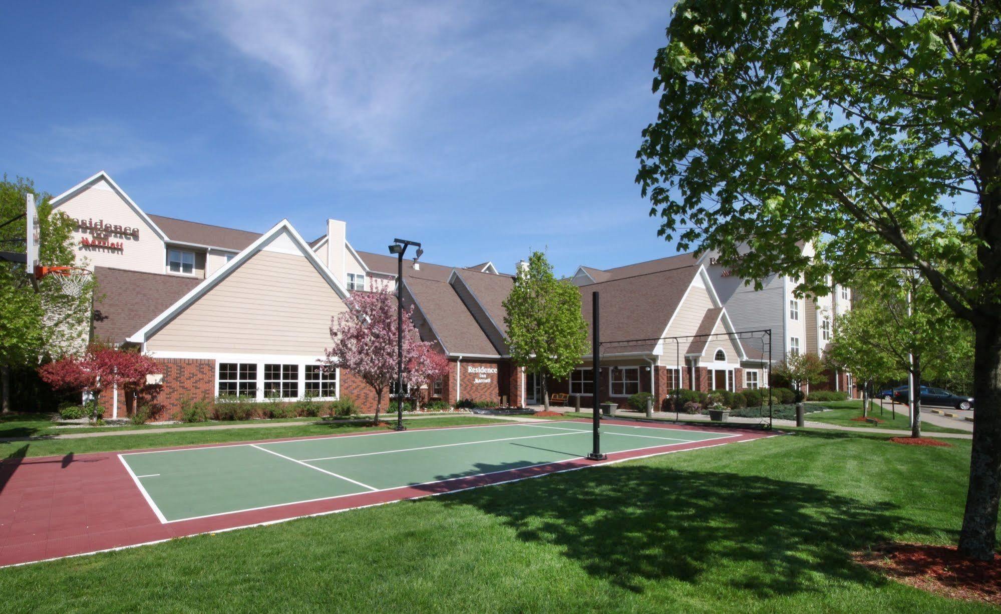Residence Inn By Marriott West Springfield Exterior photo